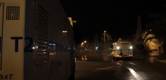 Alanya karıştı: Polis gaz bombaları ile müdahale etti