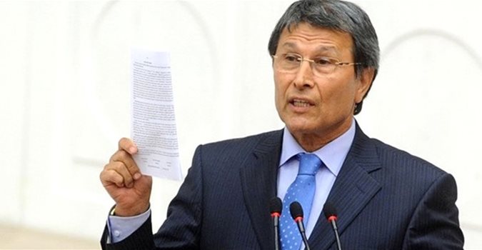 Halaçoğlu’dan, Tuğrul Türkeş Tepkisi: Döneklik, İhanet