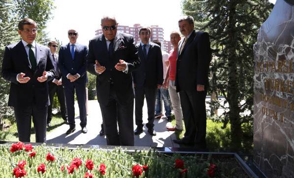 Bay Tuğrul MHP’den ihraç edildi