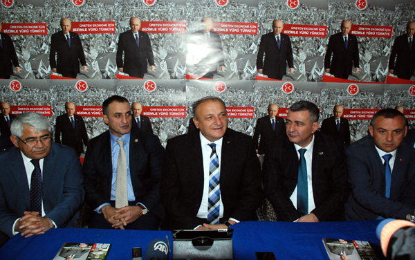 ‘Kim olursanız olun…’