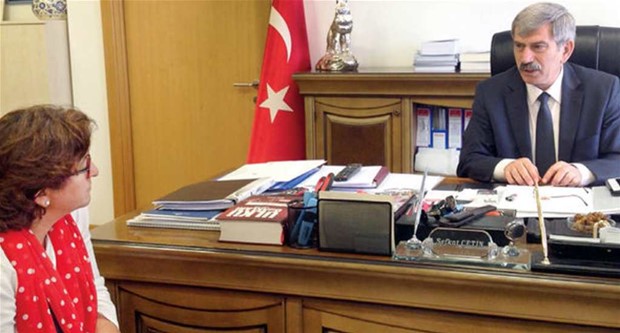 Biz yukarıda el sıkışırsak aşağıda millet kucaklaşabilir