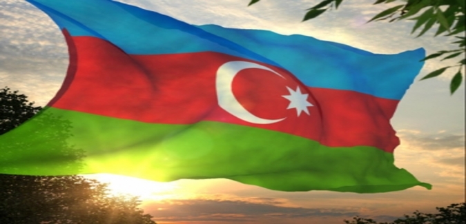 Can Azerbaycan’ın Bayrak Günü Kutlu Olsun