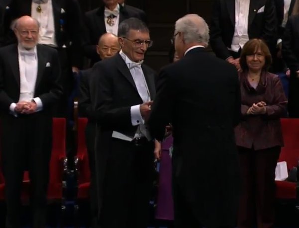 Türklerin Nobel Gururu Aziz Sancar Ödülünü aldı.