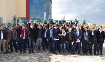 ÜLKÜCÜ ÖĞRENCİLERDEN ‘BİLDİRİ’ TEPKİSİ