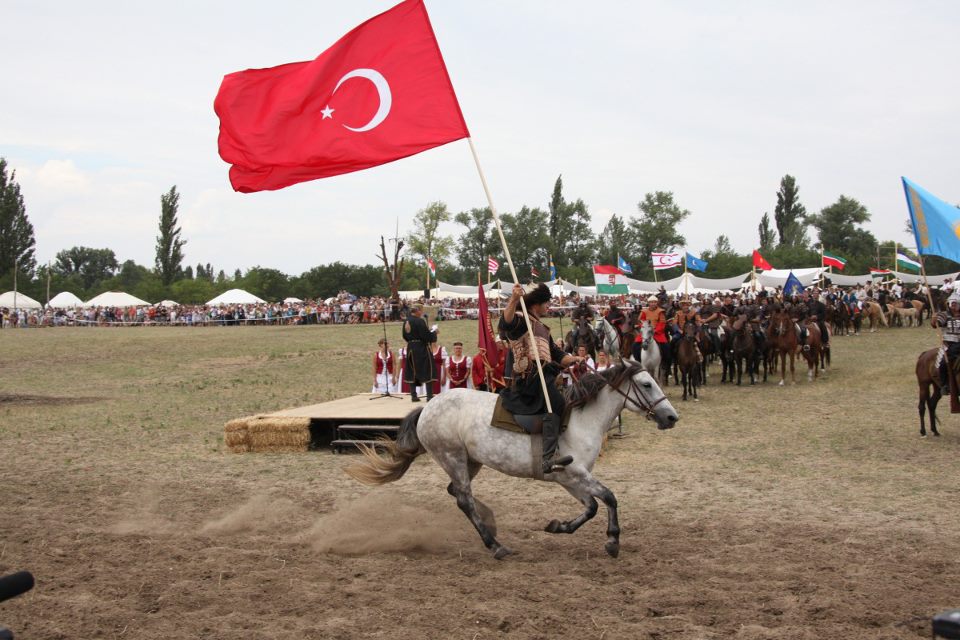 Kurultay şart oldu