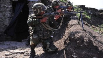 Azerbaycan’da Askere ‘Vur’ Emri Verildi