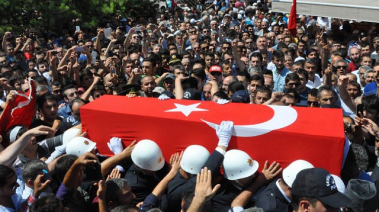 Hainler Diyarbakır’da saldırdı: 2 askerimiz şehit düştü 2 de yaralımız var