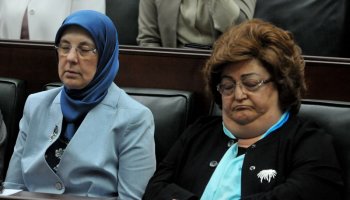 Binali Yıldırım Konuştu AKP’liler Uyudu