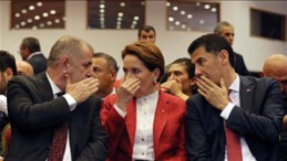 MHP’li muhaliflerin tüzük kurultayında divan başkanı krizi