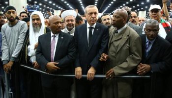 TÜRKİYE HİÇ BU KADAR REZİL OLMAMIŞTI: Muhammed Ali’nin Ailesi Erdoğan’ın Hediyesini Almaya Gelmemiş