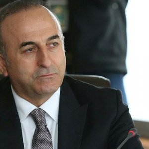 KARTLAR YENİDEN DAĞITILIYOR: BAKAN ÇAVUŞOĞLU’NDAN SÜRPRİZ ZİYARET