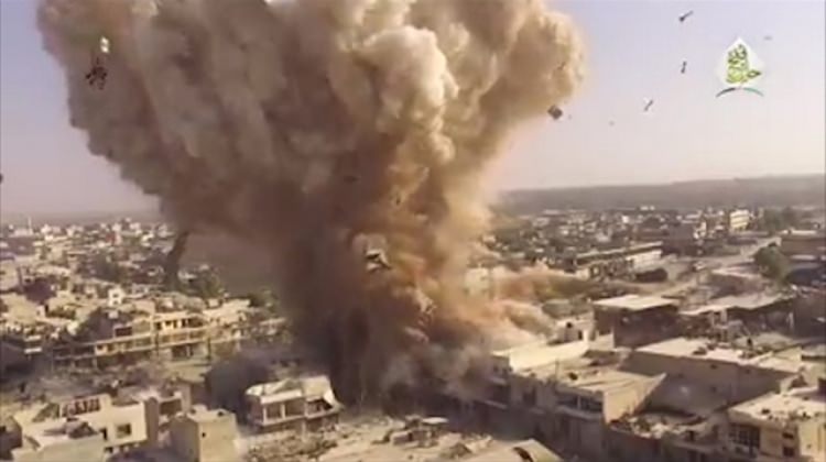 Muhalifler Esad’ın karargahını havaya uçurdu