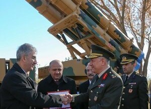 MİLLİ FÜZE SİSTEMİ ‘KASIRGA’DA TSK’YA İLK TESLİMAT
