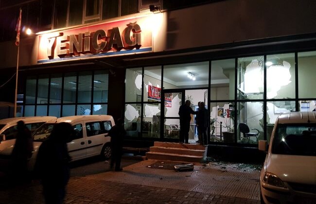 YENİÇAĞ GAZETESİ’NE HAİN SALDIRI