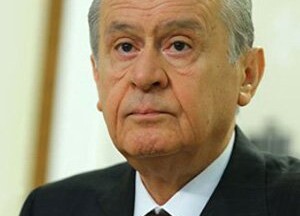 Bahçeli’den Baykal’a eleştiriler