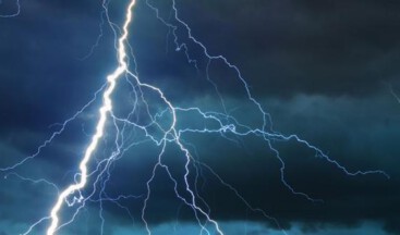 Hakkari’de yıldırım düştü: 4 asker yaralandı