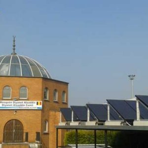 İslam düşmanları iş başında: Belçika imamlara vize vermiyor