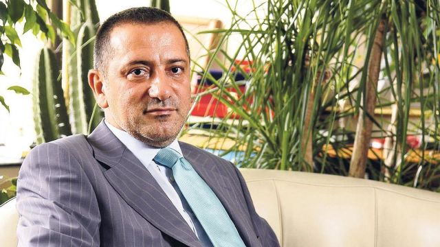 Fatih Altaylı “Gönül Dostları” nın Maskesini İndirdi 