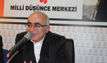 Bu milletin adı var, Türk Milleti. Bayrağın adı var Türk Bayrağı