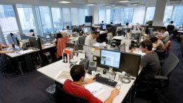 Eski iş yerini bildirmeyen yanar