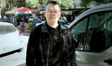 FETÖ&rsquo;cü papaz Brunson 16 Nisan&rsquo;da hakim karşısına çıkacak