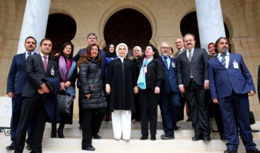 Küstah Sözcü, Yalancı AA, Beceriksiz TİKA