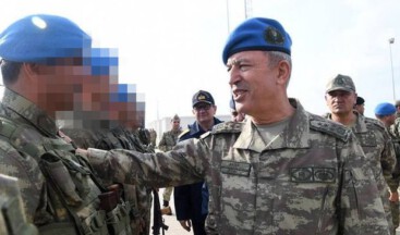 Orgeneral Akar Irak sınırında ziyareti ile gözdağı verdi