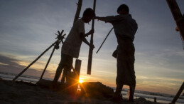 Yunanistan Türkiye’nin Petrolünü Çalıyor!