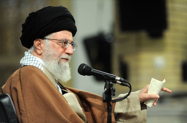 İran dini lideri Hamaney’den Müslümanlara çağrı!