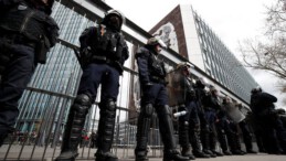 Fransa’da polis üniversiteye gece operasyonu düzenledi