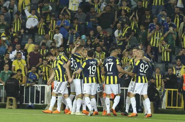 Yaralı Kanarya Antalyaspor’a acımadı