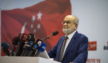 Karamollaoğlu adaylık başvurusunda bulundu