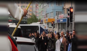 Mecidiyeköy&rsquo;de atlı cirit ekibi şaşkınlığı