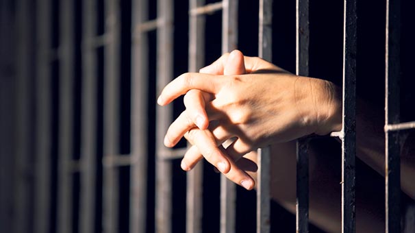 AKP ateşle oynuyor: Af gündemimizde yok!