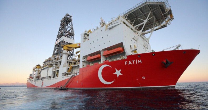 Türkiye’nin Akdeniz’de hamlesi: #FatihSondajaBaşlıyor