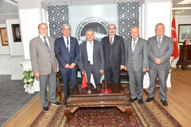 Başkan Memduh Büyükkılıç, Türk Ocakları Yönetim Kurulunu Misafir Etti