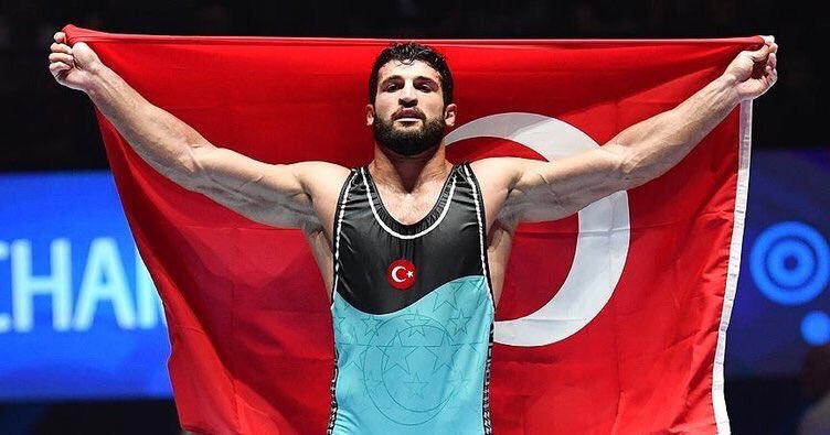 Türk gibi güçlü: Metehan Başar Dünya Şampiyonu
