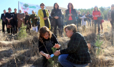 MHP Kadın Kolları Fidanları Toprakla Buluşturdu