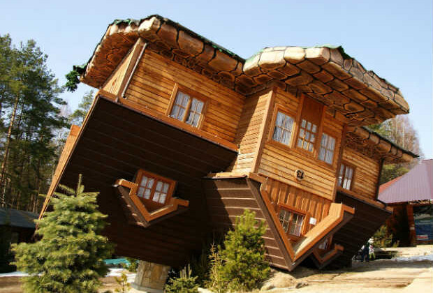 Hayat Mektebi Mezunuyuz, Biz Her Konudan Anlarız(!)