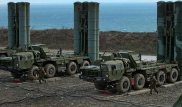 Rusya Hindistan’a S-400 sattı
