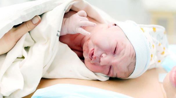 ‘Türkiye’de günde 395 Suriyeli bebek dünyaya geliyor’
