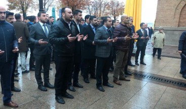 Dualar Ertuğrul Dursun Önkuzu için: Ülkücüler Hacıbayram Camii’nde