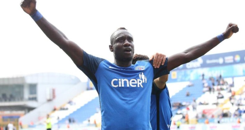 Kasımpaşalı Mbaye Diagne’den, Bursaspor maçında Fair-Play örneği!