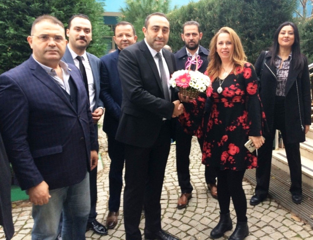 MHP Bursa İl Başkanlığı Öğretmen olan Şehit Fırat Yılmaz Çakıroğlu’nun Annesi’ni Unutmadı