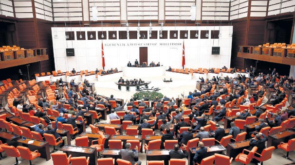 Seçilemeyene 1 ay içinde görevine dönebilme hakkı