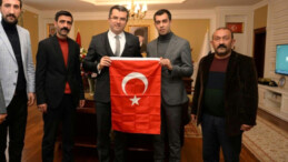 Ülkü Ocakları Erzurum İl Başkanı Haktan Genç Vali Memiş’i Ziyaret etti