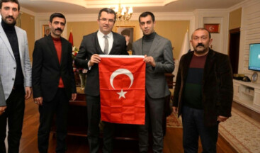 Ülkü Ocakları Erzurum İl Başkanı Haktan Genç Vali Memiş’i Ziyaret etti