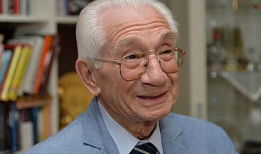 Usta sanatçı Alâeddin Yavaşça hastaneye kaldırıldı