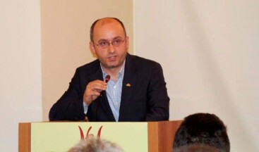 Ömer Kul: 11 Uygur serbest!