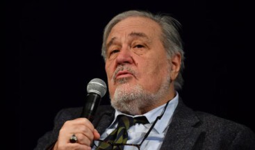 İlber Ortaylı’nın gençlik hali sosyal medyayı salladı